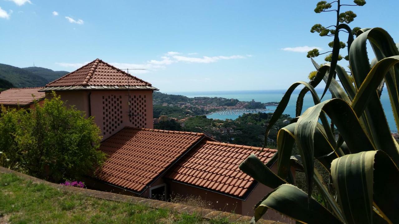 Agave Di Lerici Villa Kültér fotó